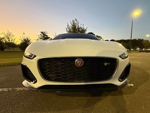Used 2021 Jaguar F-TYPE R image 12