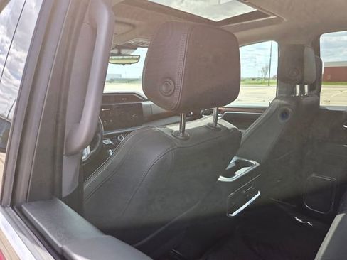 Used 2023 GMC Sierra 1500 Denali AWD/4WD image 46