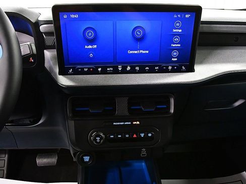 New 2025 Ford Maverick XLT w/ XLT Luxury Package image 25