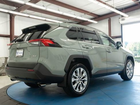 Used 2023 Toyota RAV4 XLE Premium FWD image 31