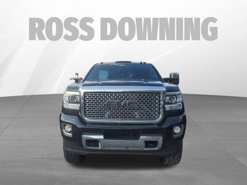 Used 2016 GMC Sierra 2500 Denali w/ Duramax Plus Package image 2