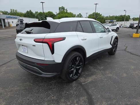Certified 2025 Chevrolet Blazer EV LT AWD/4WD image 4