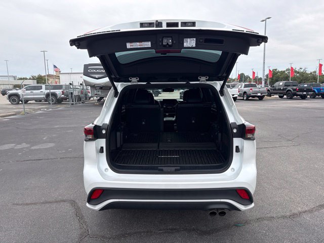 Used 2024 Toyota Highlander XSE AWD/4WD image 20