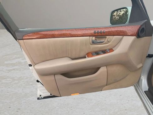 Used 2005 Lexus LS 430 LS 430 Sedan 4D image 45