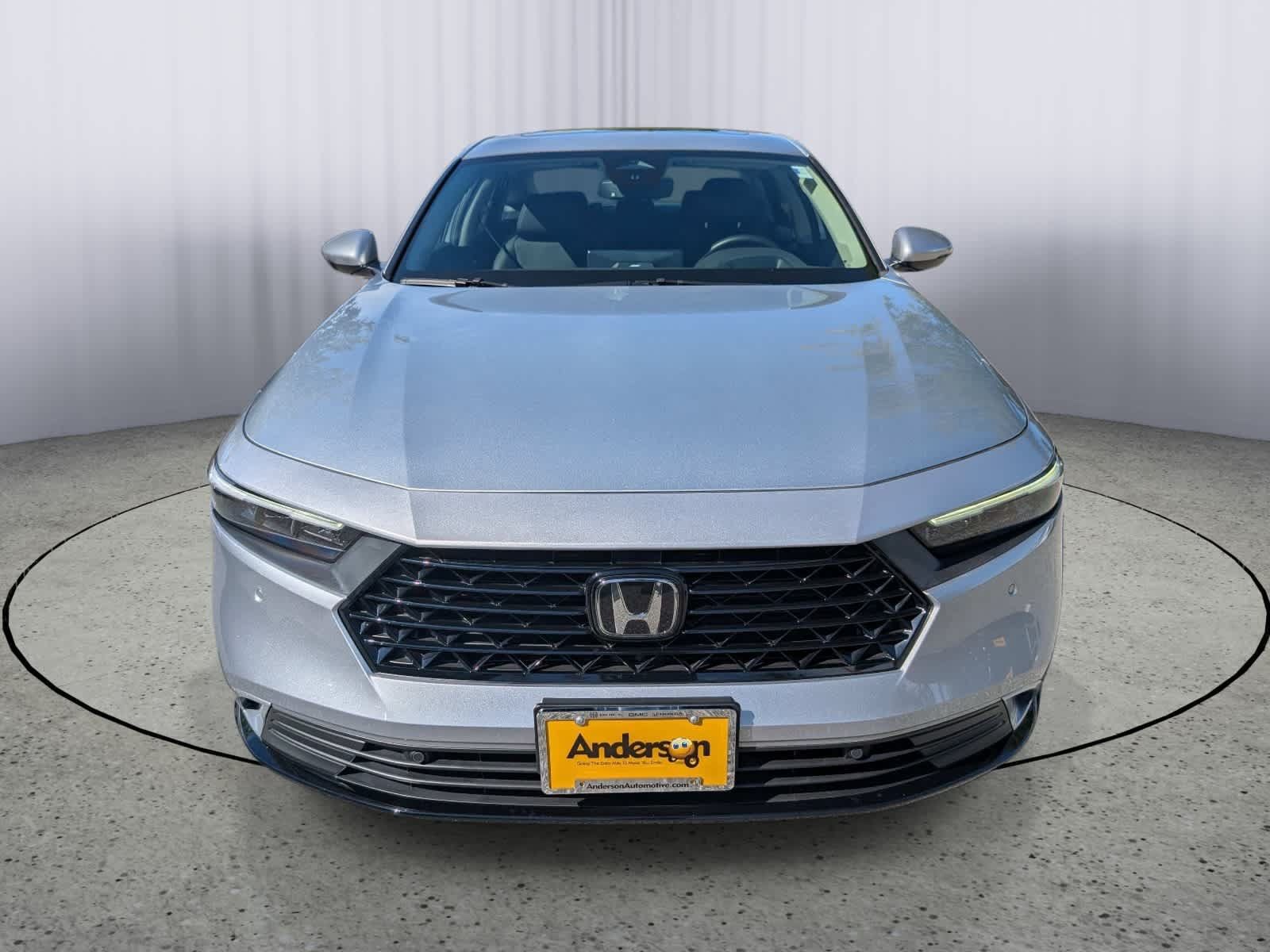 Used 2024 Honda Accord Touring image 8