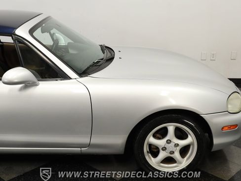 Used 1999 MAZDA MX-5 Miata image 28