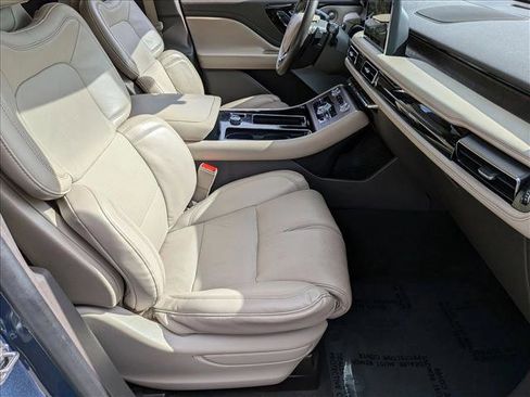 Used 2020 Lincoln Aviator Reserve w/ Equipment Group 202A image 23