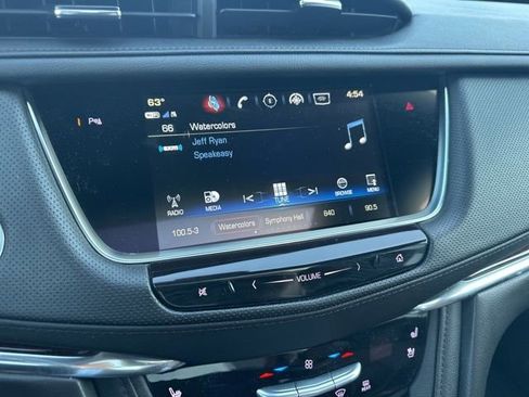 Used 2019 Cadillac XT5 Luxury image 10