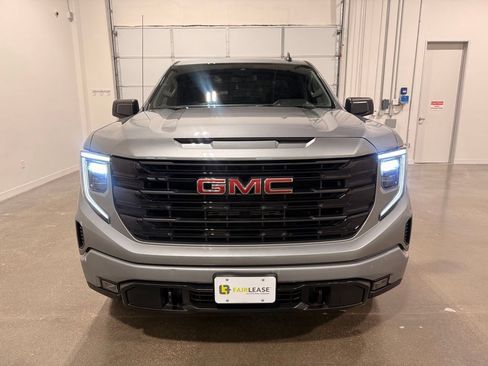 Used 2024 GMC Sierra 1500 Elevation RWD image 2