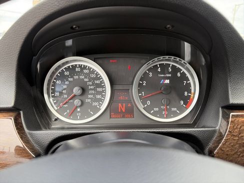 Used 2011 BMW M3 Coupe RWD image 30