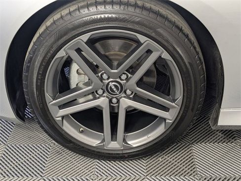 Used 2024 Nissan Z Sport w/ Floor Mat Package image 8