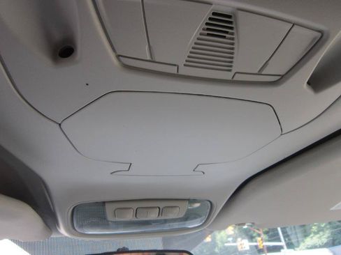 Used 2016 Ford Transit Connect XLT FWD image 15