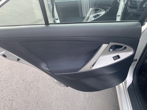 Used 2011 Toyota Camry image 18