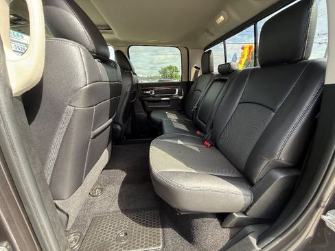 Used 2017 RAM 2500 Laramie w/ Convenience Group AWD/4WD image 7