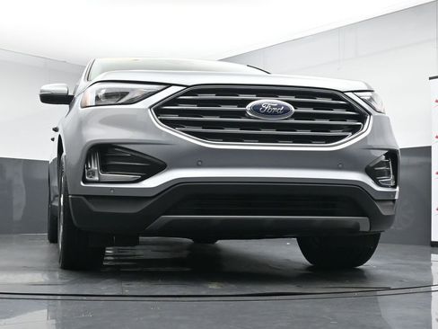 Used 2024 Ford Edge Titanium AWD/4WD image 33