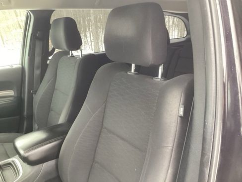 Used 2019 Dodge Durango SXT w/ 3rd Row Seating Group image 15