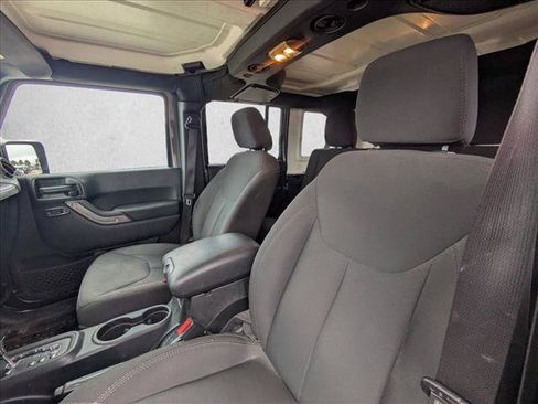 Used 2018 Jeep Wrangler Unlimited Sport S AWD/4WD image 11