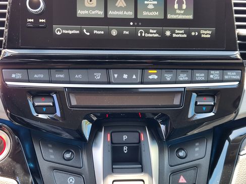 New 2026 Honda Odyssey Touring image 12