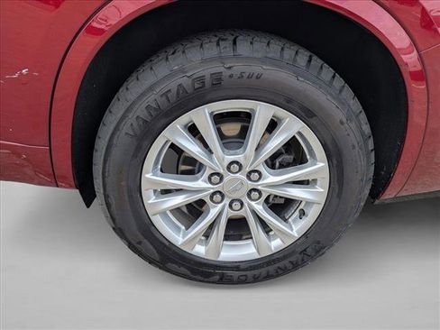 Used 2024 Cadillac XT6 Luxury image 7