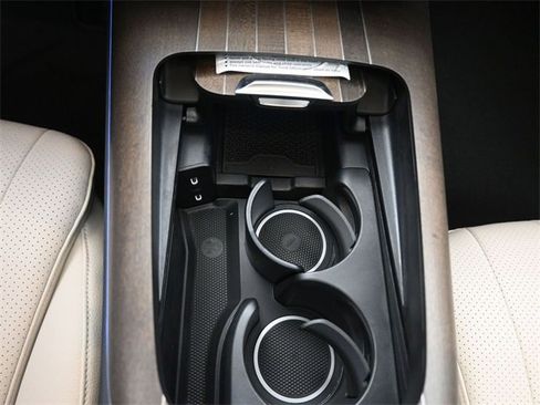 New 2026 Mercedes-Benz E 350 4MATIC Sedan image 3