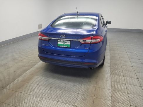 Used 2018 Ford Fusion SE FWD image 7