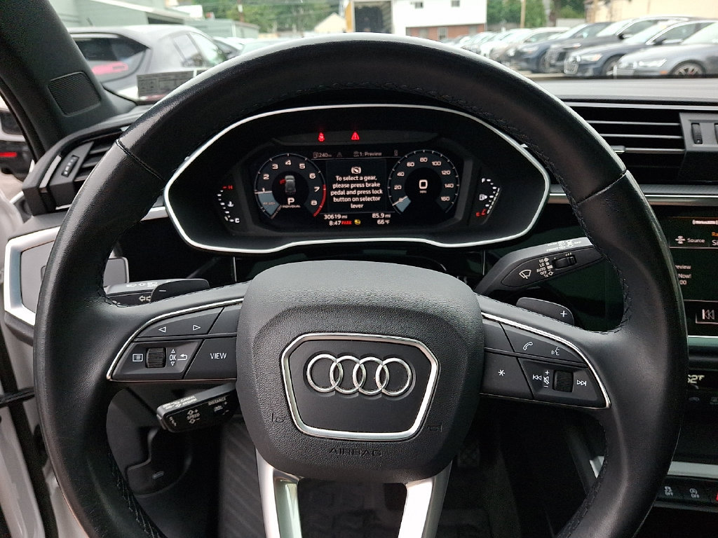 Used 2024 Audi Q3 2.0T Premium w/ Convenience Package AWD/4WD image 20