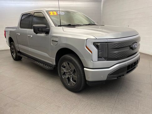 Used 2023 Ford F150 Lightning XLT w/ Equipment Group 312A High AWD/4WD image 5