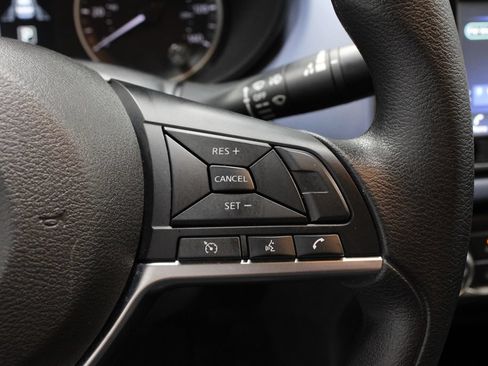 Certified 2024 Nissan Versa SV FWD image 27