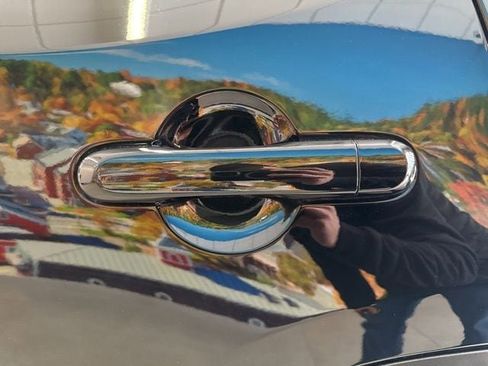 Used 2023 Jeep Renegade Latitude image 18