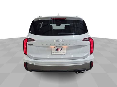 Used 2025 Kia Telluride S AWD/4WD image 7