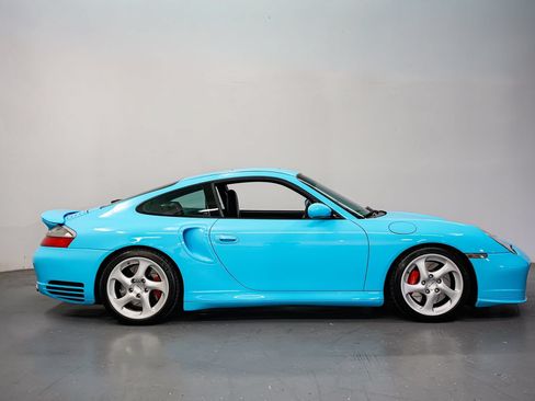 Used 2003 Porsche 911 Turbo AWD/4WD image 2