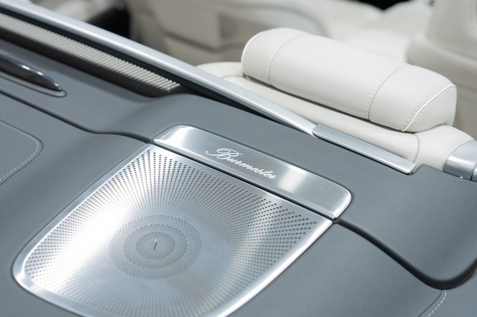 Used 2017 Mercedes-Benz S 550 Cabriolet image 30