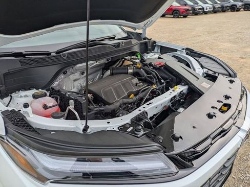 New 2026 Chevrolet Trax ACTIV w/ Sunroof Package image 36