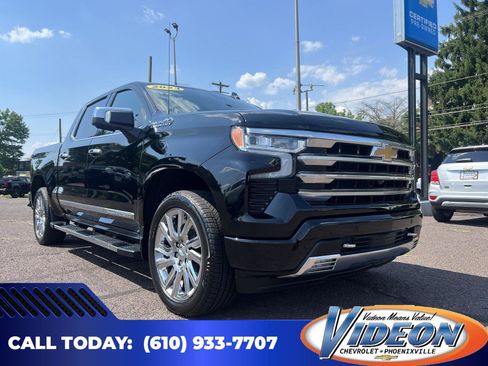 Used 2023 Chevrolet Silverado 1500 High Country w/ High Country Premium Package AWD/4WD image 1