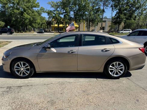 Used 2018 Chevrolet Malibu LT FWD image 8