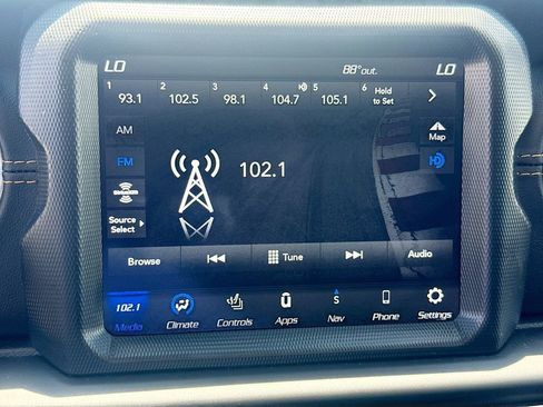 Used 2021 Jeep Wrangler Unlimited Sahara AWD/4WD image 16