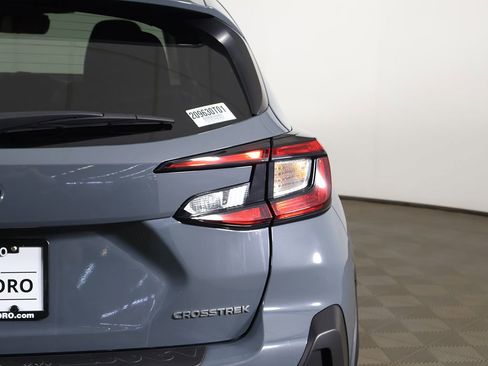 Used 2024 Subaru Crosstrek 2.0i Premium image 16