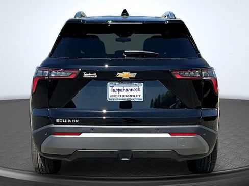New 2026 Chevrolet Equinox LT image 4