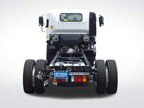 New 2025 Chevrolet Low Cab Forward RWD image 5