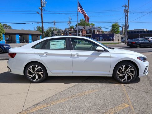 New 2026 Volkswagen Jetta SEL FWD image 6
