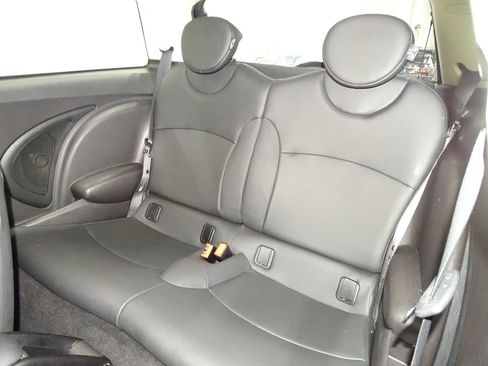 Used 2011 MINI Cooper Hardtop image 10