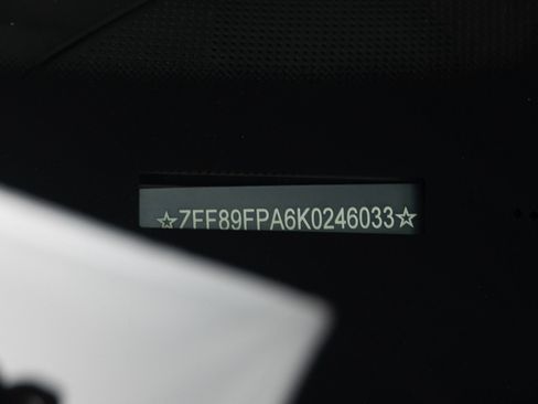 Used 2019 Ferrari Portofino RWD image 34