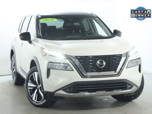 Certified 2021 Nissan Rogue Platinum image 3