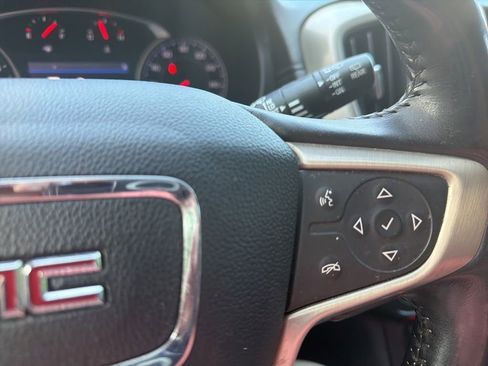 Used 2020 GMC Terrain Denali w/ Denali Premium Package AWD/4WD image 30