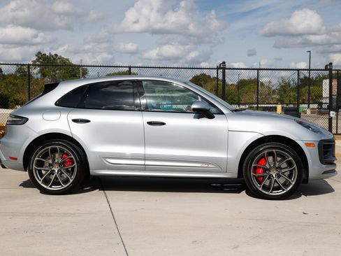 Used 2023 Porsche Macan GTS image 18