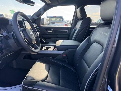 New 2026 RAM 1500 Laramie AWD/4WD image 9