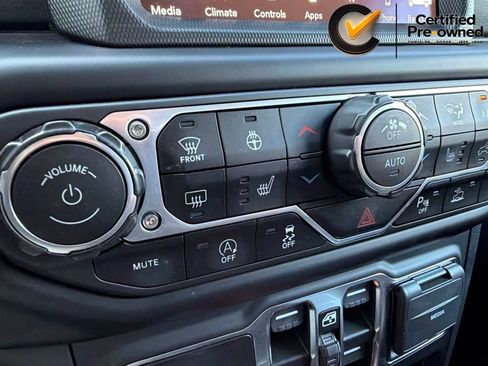 Used 2022 Jeep Gladiator Overland AWD/4WD image 76