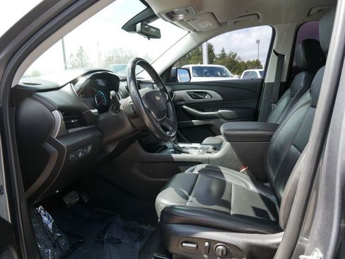 Used 2018 Chevrolet Traverse LT AWD/4WD image 10