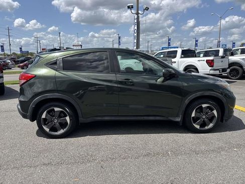 Used 2018 Honda HR-V EX image 4