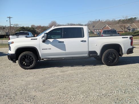 New 2026 Chevrolet Silverado 2500 LTZ w/ LTZ Plus Package AWD/4WD image 5